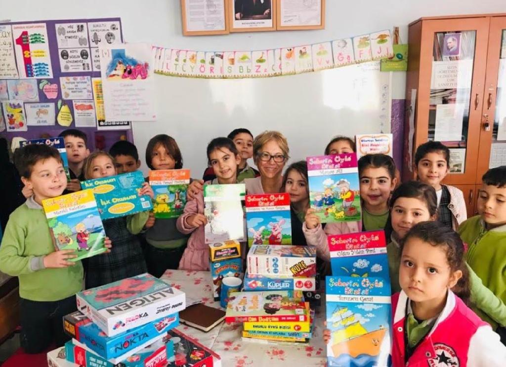 23 Nisan'da çocukları sevindirdik.